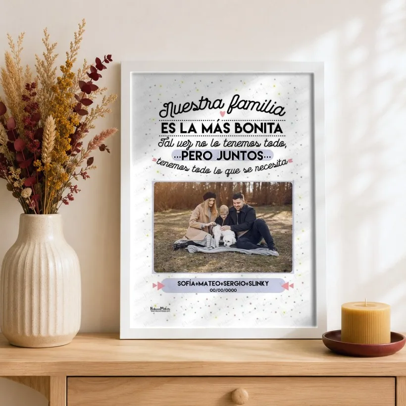 Lámina personalizada con foto - Nuestra familia es la más bonita | Hakuna Mataza