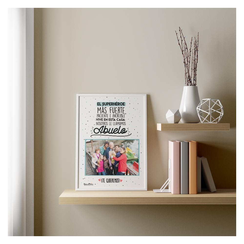 Lámina personalizada con foto - El superhéroe que vive en esta casa