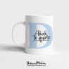 Taza con inicial y la frase "Te quiero"