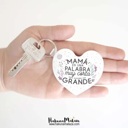 Llavero corazón - Mamá una palabra tan corta · detalle