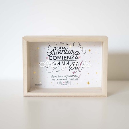Hucha de madera personalizada - Toda aventura comienza con un sí Hucha de madera personalizada - Toda aventura comienza con un sí