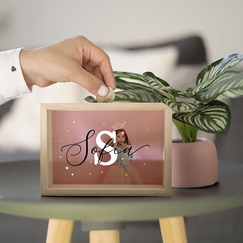 Hucha de madera personalizada - Inicial y nombre Hucha de madera personalizada - Inicial y nombre