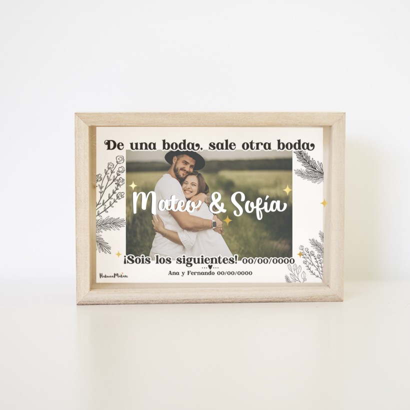 Hucha de madera personalizada - De una boda sale otra boda