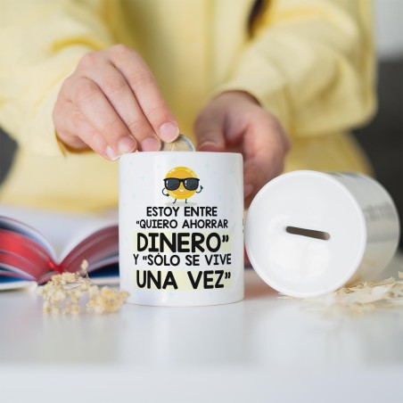 Hucha - Estoy entre "quiero ahorrar dinero" y "sólo se vive una vez" Hucha - Estoy entre "quiero ahorrar dinero" y "sólo se vive una vez"