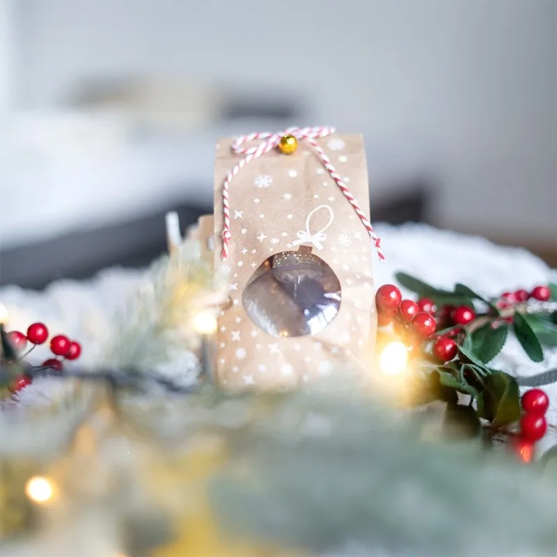 Bola de Navidad PEQUEÑA 6cm - Nombre · ejemplo de personalización