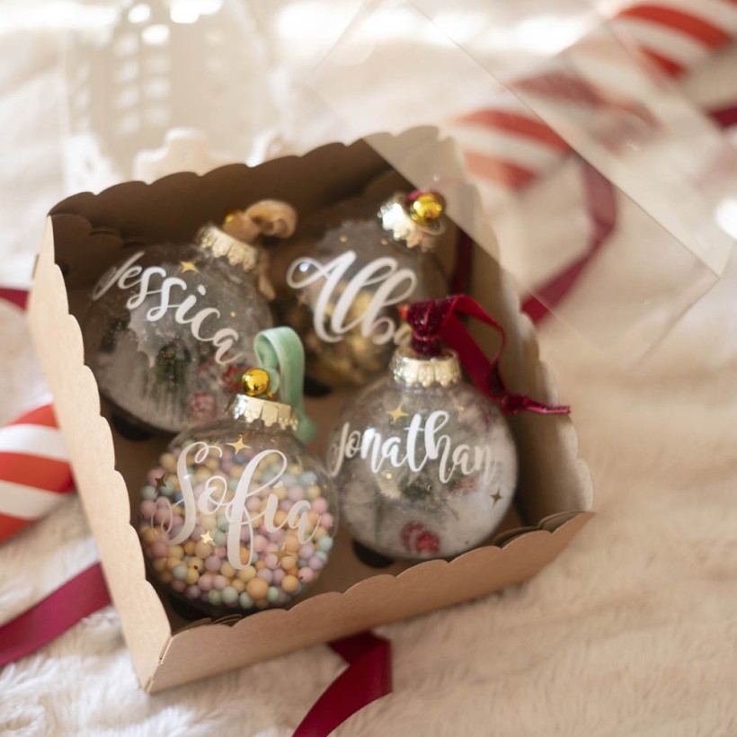Pack (8cm) de 4 bolas de Navidad Pack (8cm) de 4 bolas de Navidad
