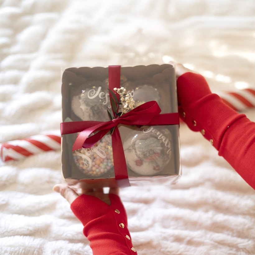Pack (8cm) de 4 bolas de Navidad Pack (8cm) de 4 bolas de Navidad