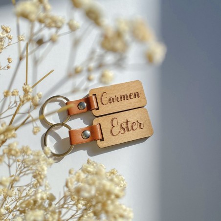 Llavero madera personalizado - Nombre con dedicatoria