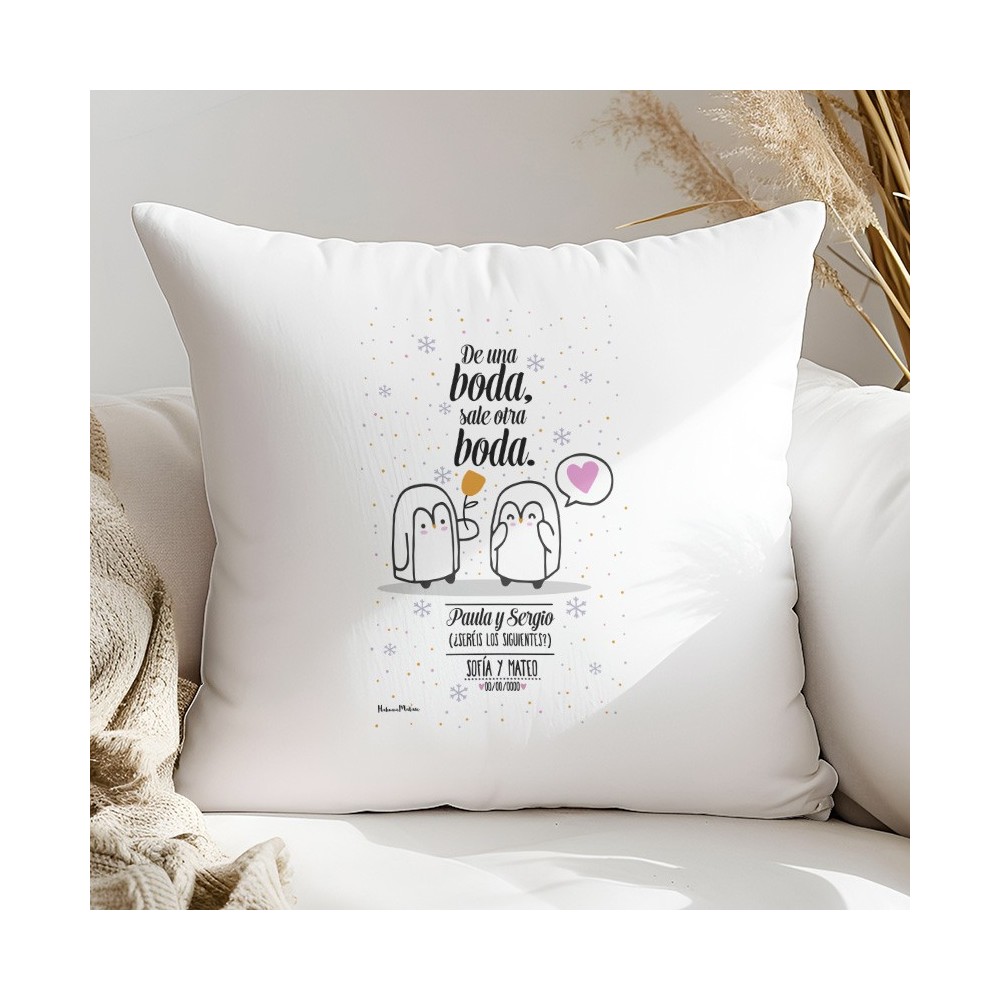 Cojín personalizado - (Pingüinos)De una boda, sale otra boda