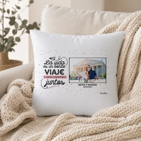 Cojín con foto personalizado - La vida es un bonito viaje | Hakuna Mataza