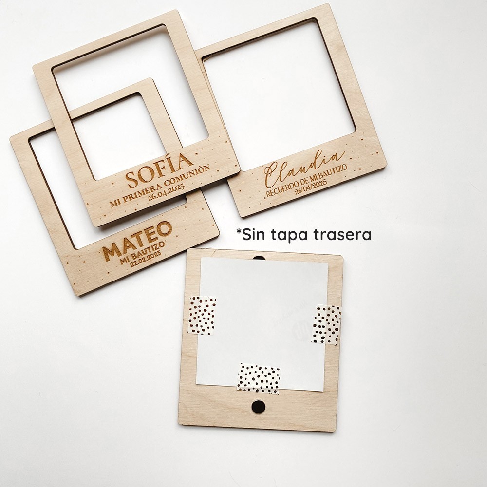 Mini marco polaroid en madera – Con nombre grabado