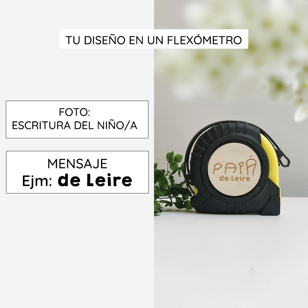 flexómetro con escritura infantil grabada en madera