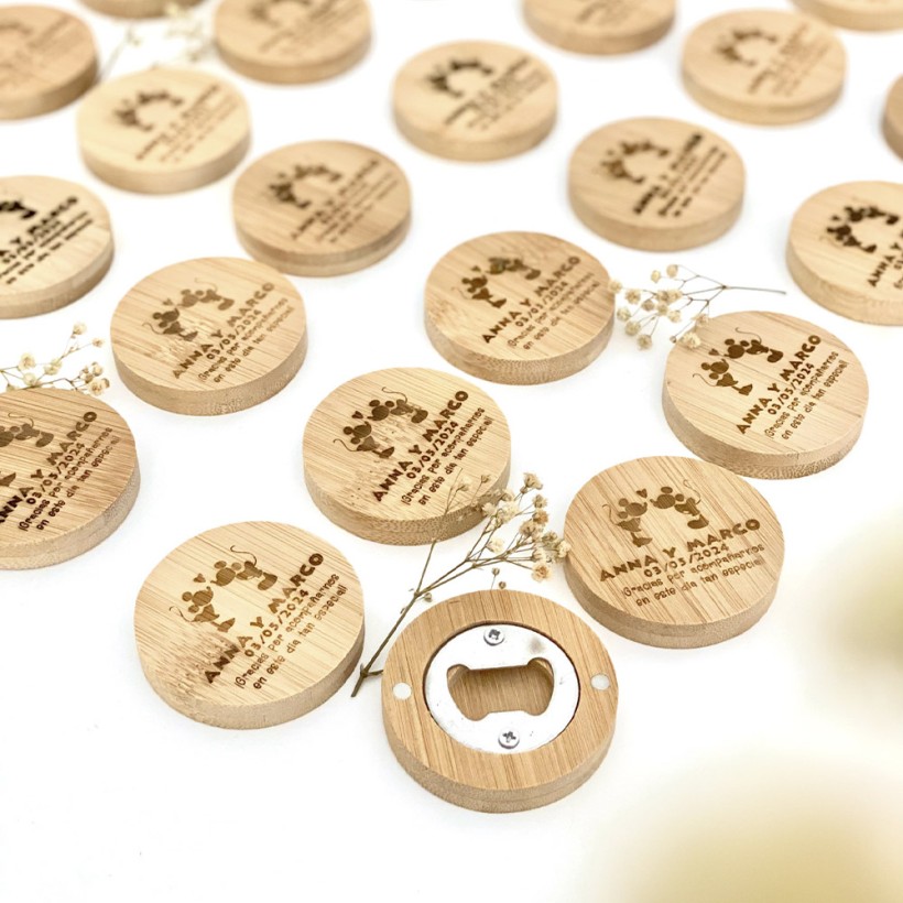 Abridor de madera personalizado - Boda