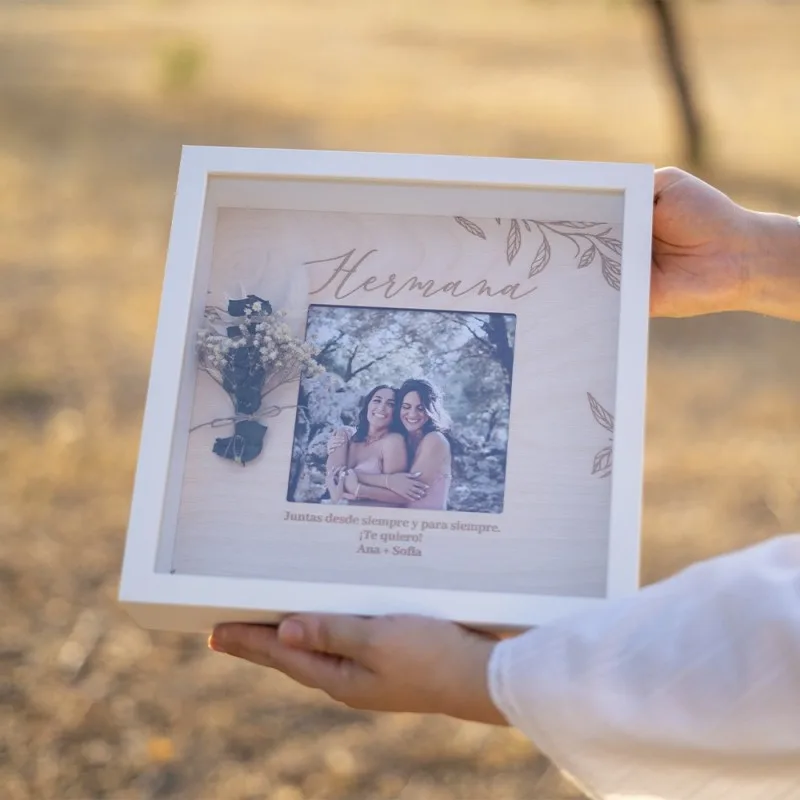Marco de fotos personalizado - Ramas · ejemplo de personalización